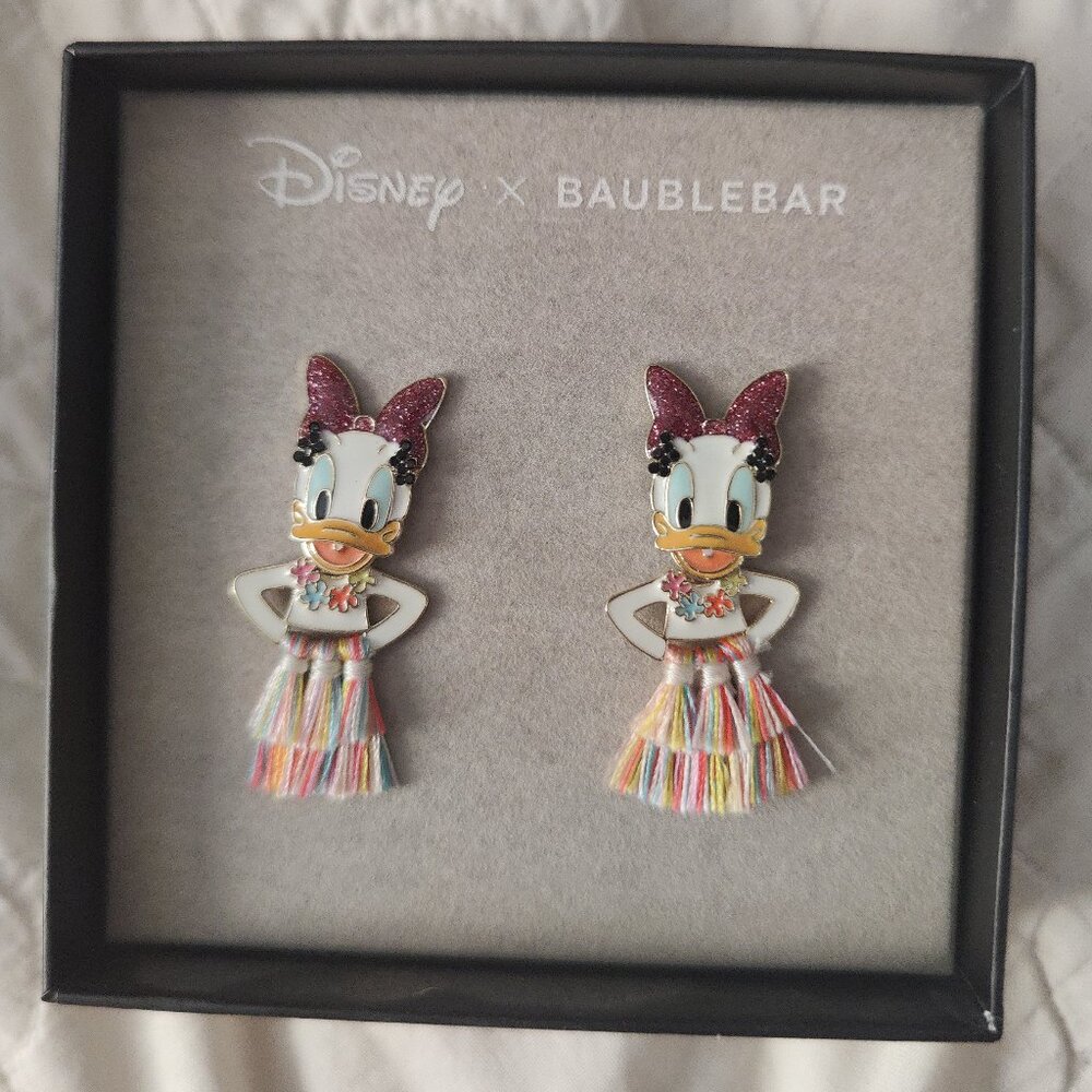 NWT Disney X Baublebar Daisy Hula Earrings